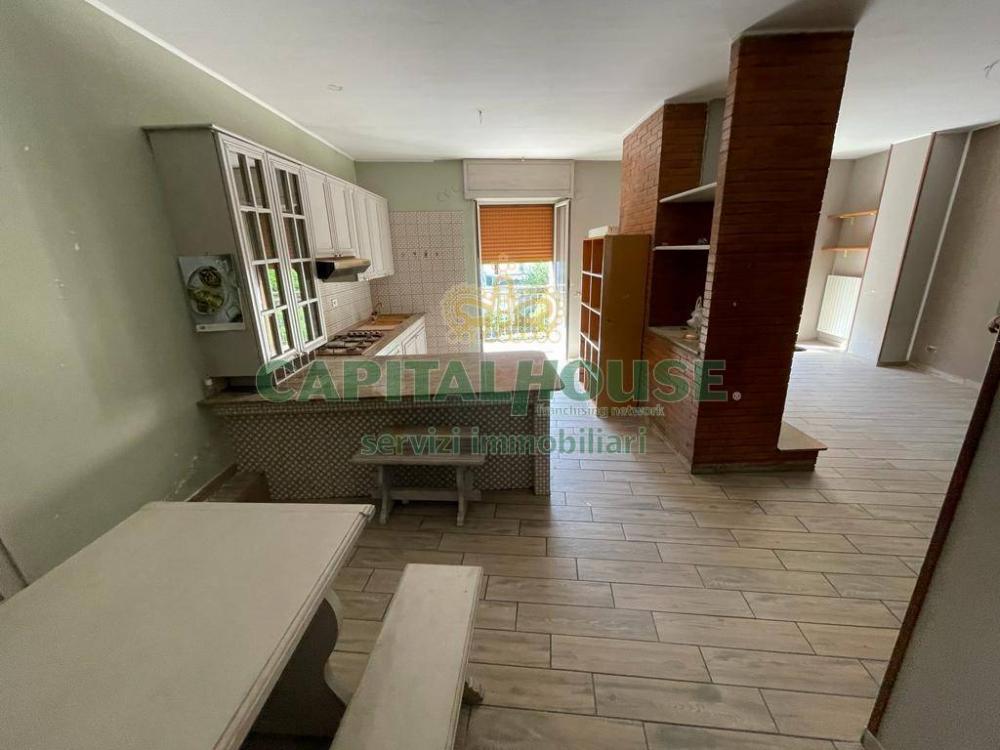 Appartamento quadrilocale in vendita a Somma Vesuviana - Appartamento quadrilocale in vendita a Somma Vesuviana