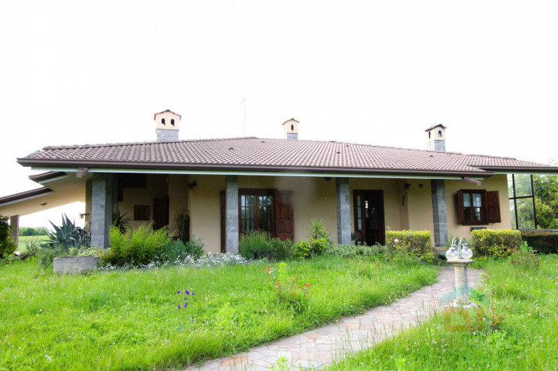 Villa plurilocale in vendita a trivignano-udinese - Villa plurilocale in vendita a trivignano-udinese