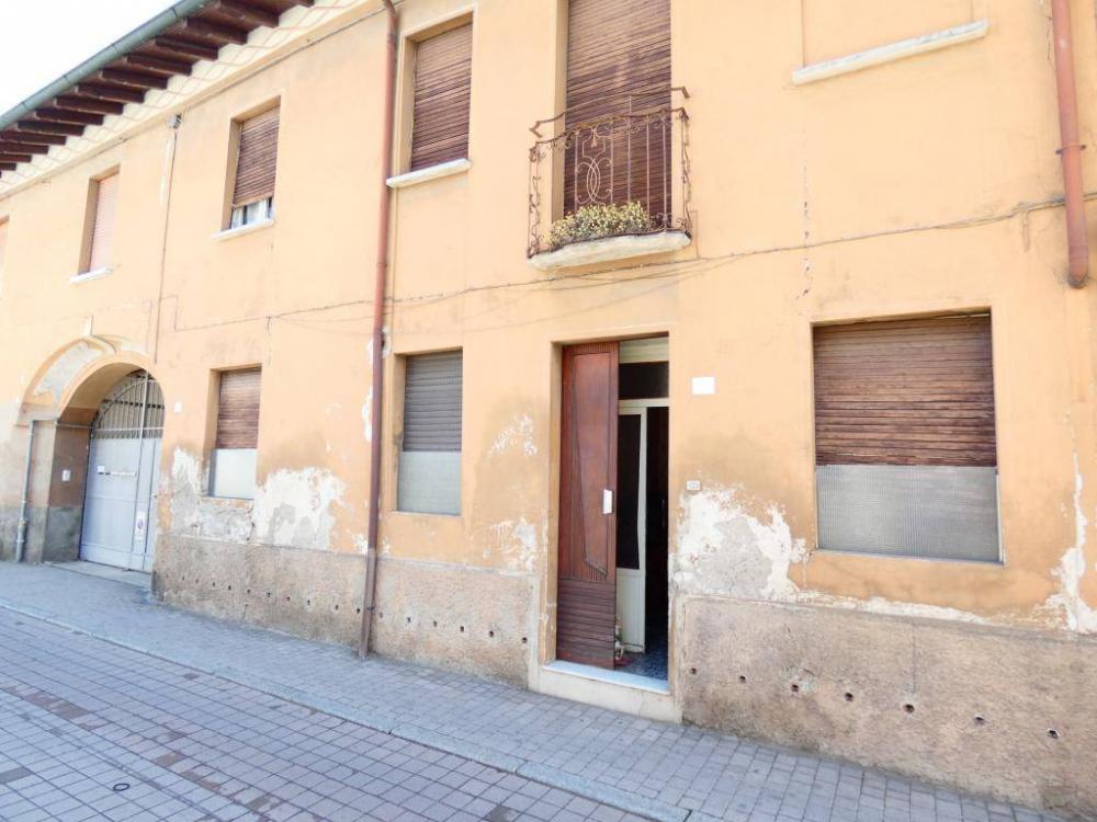casa in vendita a San Giorgio su Legnano