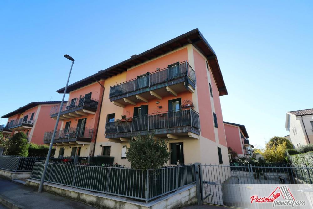 Appartamento trilocale in vendita a Verona - Appartamento trilocale in vendita a Verona