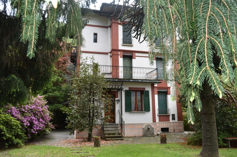 Villa plurilocale in vendita a Cannobio - Villa plurilocale in vendita a Cannobio