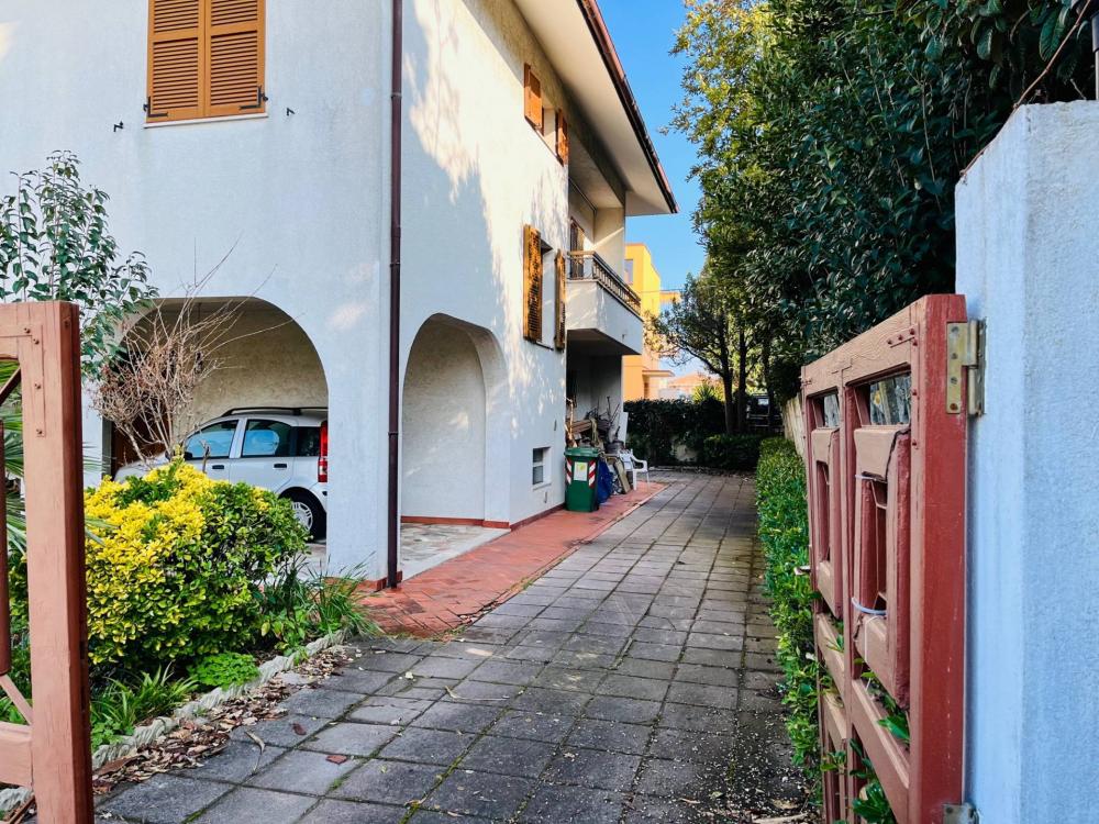 villa in vendita a Montemarciano