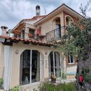 Villa indipendente plurilocale in vendita a ventimiglia