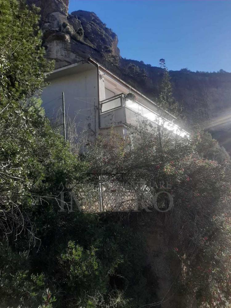 villa indipendente in vendita a Ventimiglia