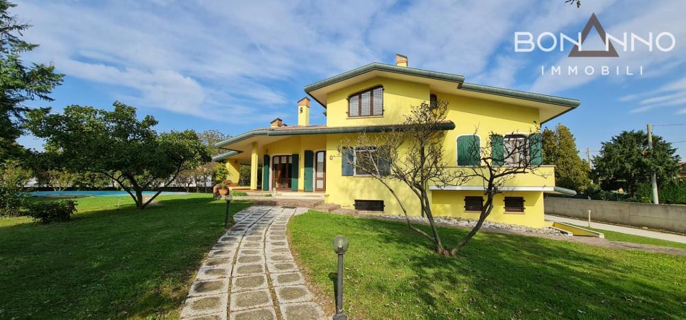 villa in vendita a Loreggia