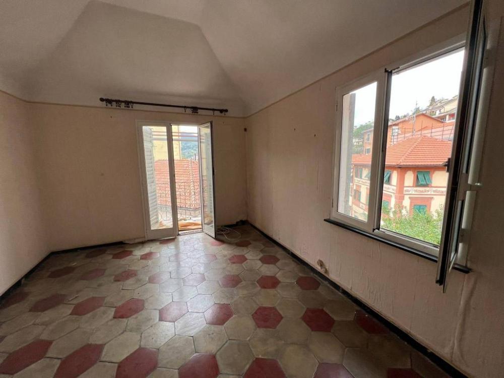 Appartamento quadrilocale in vendita a Genova - Appartamento quadrilocale in vendita a Genova