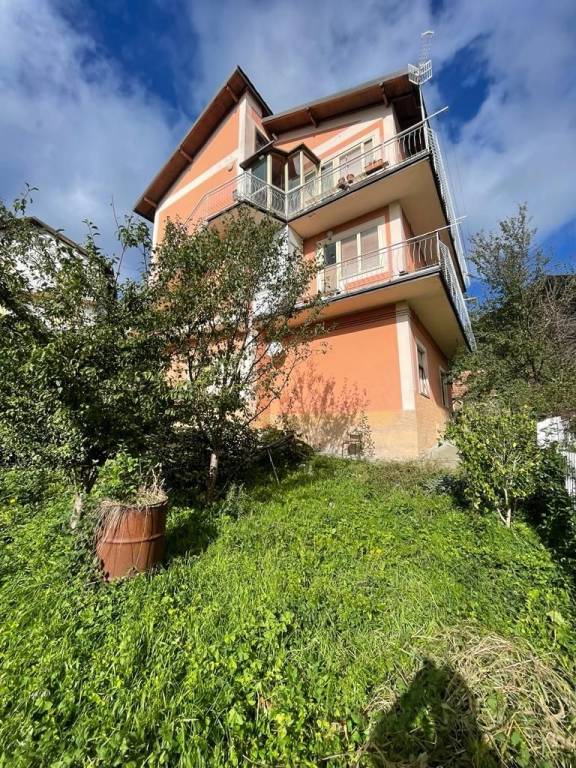 1294b9826f4a2e8c69c5412630f96dcc - Villa plurilocale in vendita a Rapallo