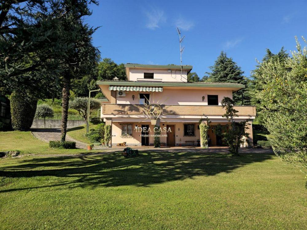Villa plurilocale in vendita a monguzzo - Villa plurilocale in vendita a monguzzo