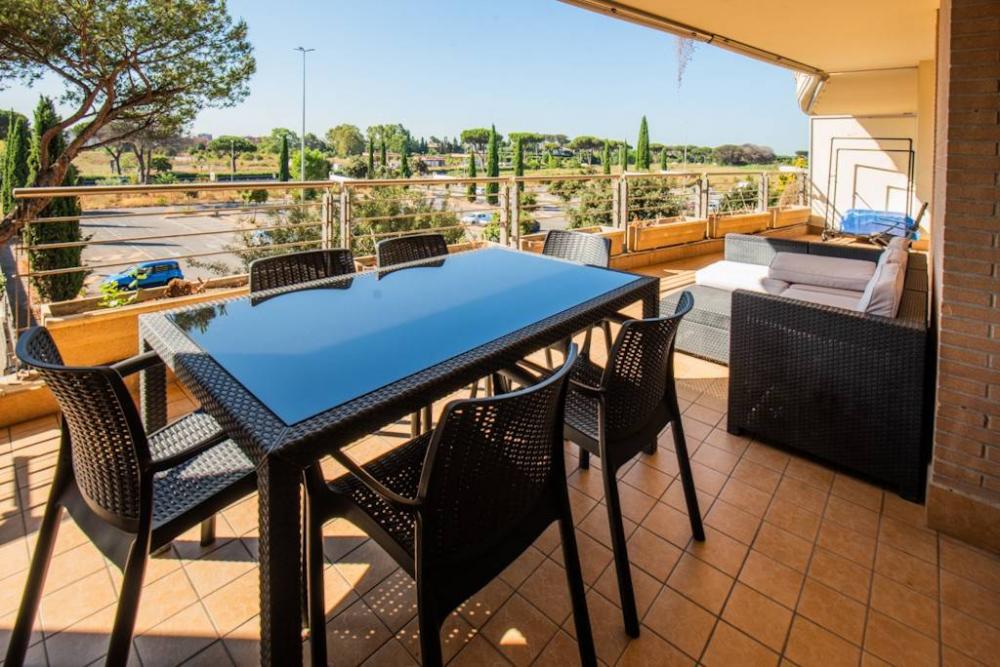 3be980964c9a88bb571b5443e42efdbe - Appartamento trilocale in vendita a Roma