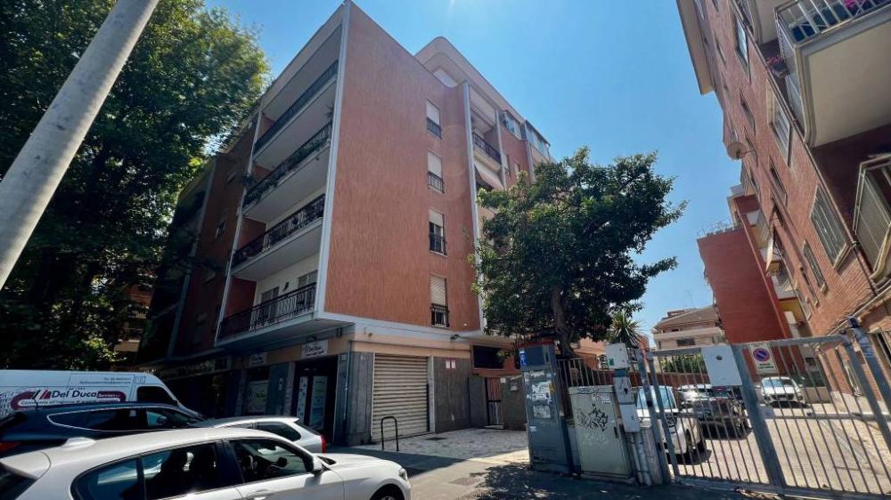 dbd39864fa47cc3c39ee6104f77dc1ae - Appartamento bilocale in vendita a Roma