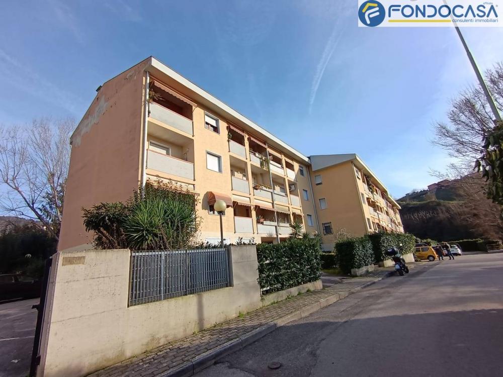 Appartamento quadrilocale in vendita a Carrara - Appartamento quadrilocale in vendita a Carrara
