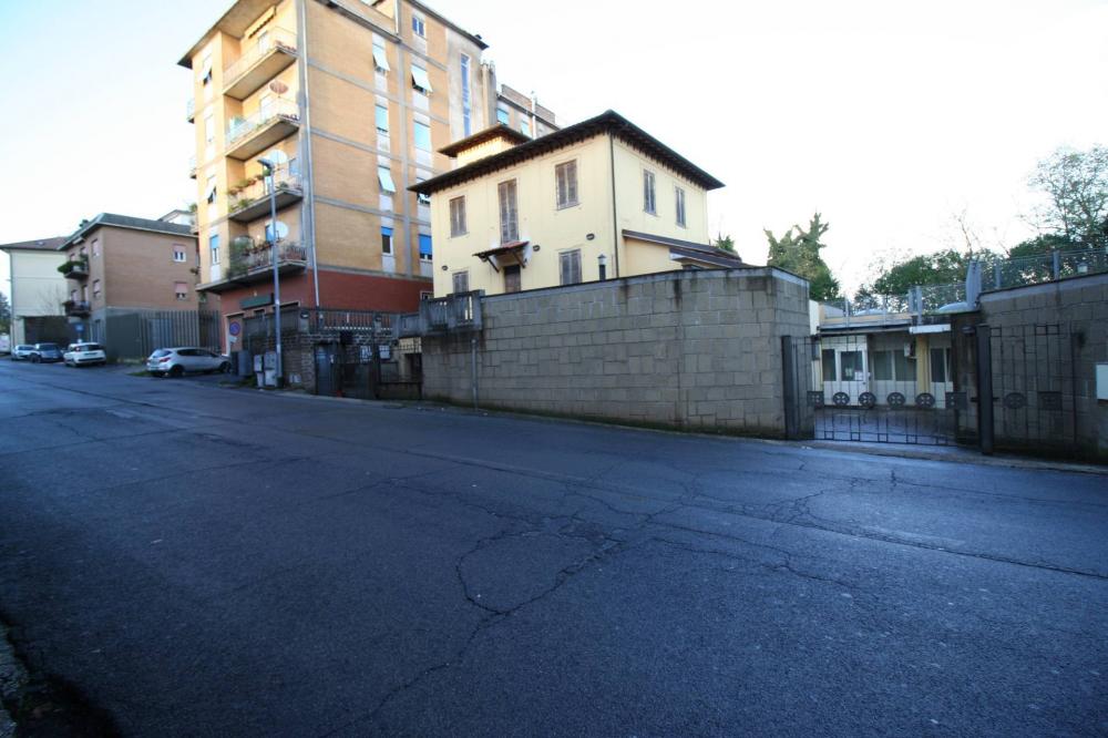 Villa plurilocale in vendita a Ronciglione - Villa plurilocale in vendita a Ronciglione