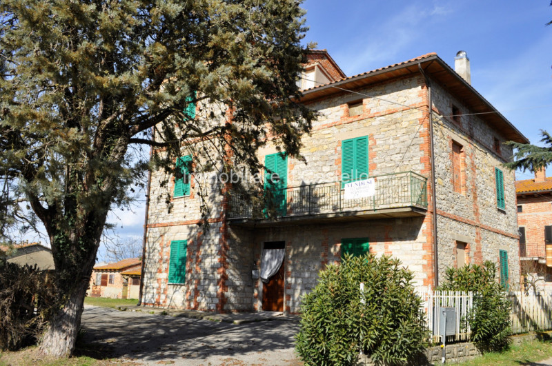 Casa plurilocale in vendita a castiglione-del-lago - Casa plurilocale in vendita a castiglione-del-lago