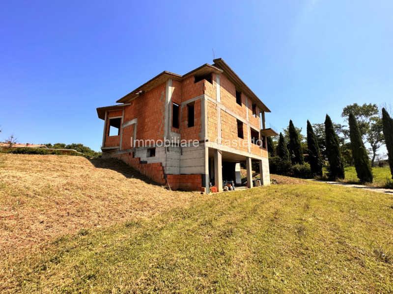 Casa trilocale in vendita a castiglione-del-lago - Casa trilocale in vendita a castiglione-del-lago
