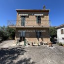 Casa quadrilocale in vendita a castiglione-del-lago