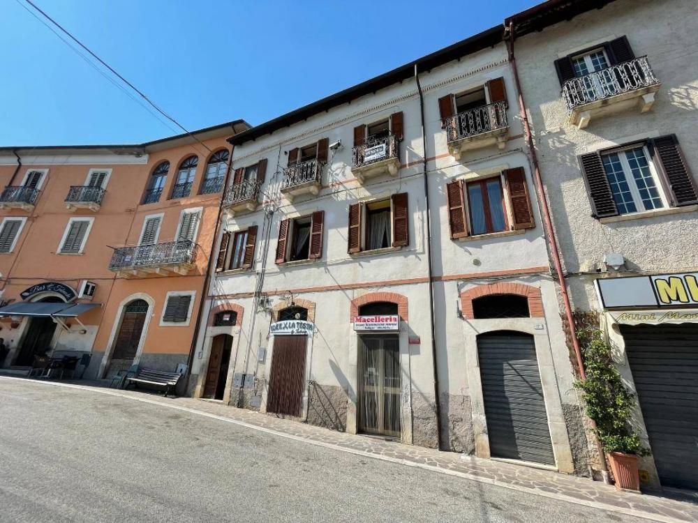 casa in vendita a Fontecchio