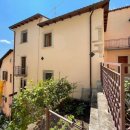 Casa trilocale in vendita a Fontecchio
