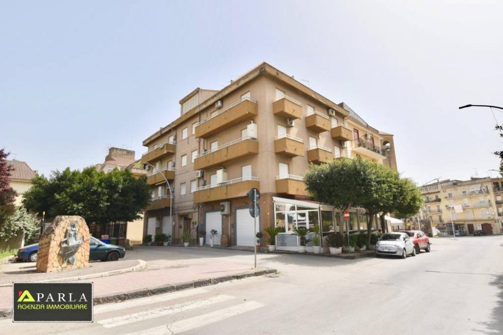 Appartamento plurilocale in vendita a Canicattì - Appartamento plurilocale in vendita a Canicattì