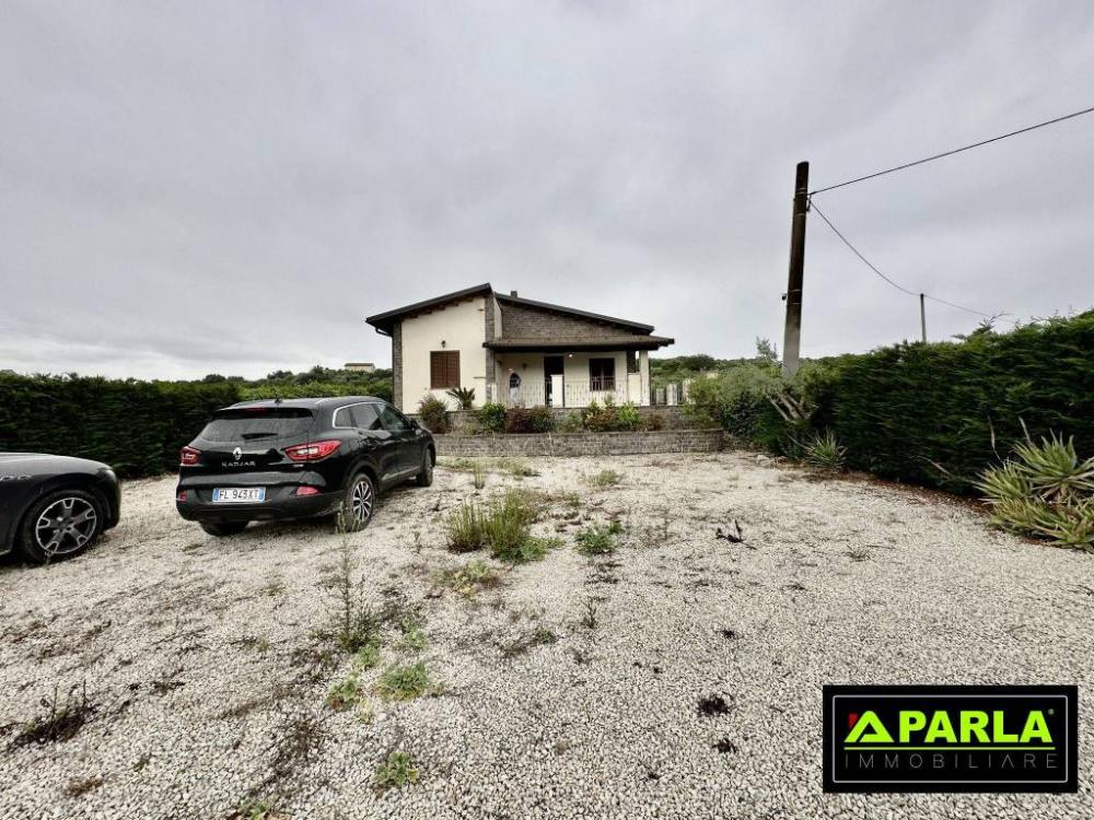 c1044025f3443bbaa970a66f409a649b - Villa trilocale in vendita a Canicattì