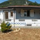 Villa indipendente plurilocale in vendita a Camaiore