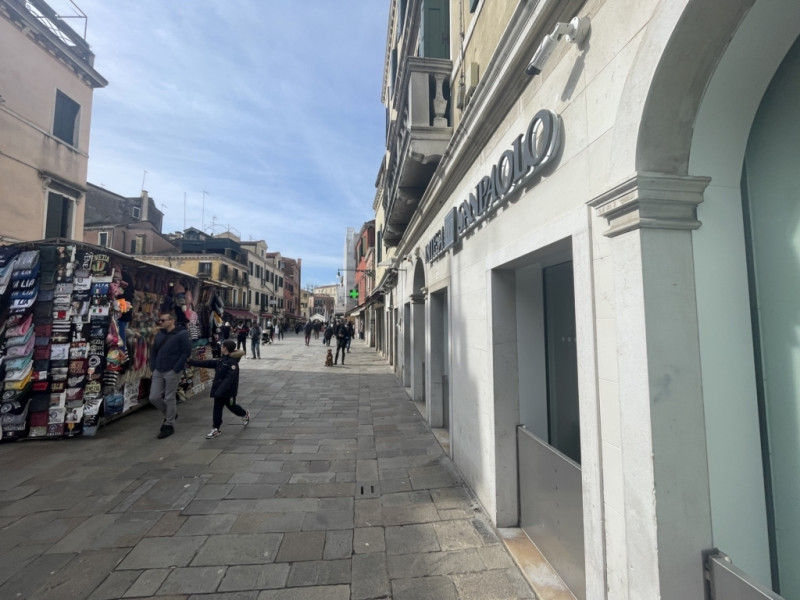 negozio in affitto a Venezia