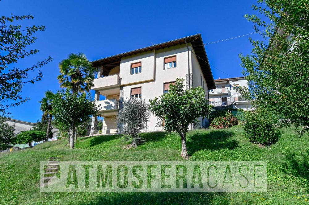 Villa plurilocale in vendita a Almenno San Bartolomeo - Villa plurilocale in vendita a Almenno San Bartolomeo