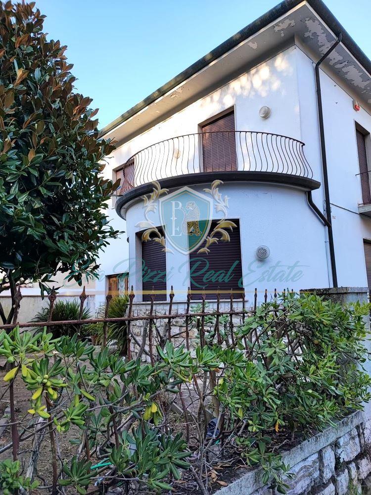 Villa plurilocale in vendita a viareggio - Villa plurilocale in vendita a viareggio