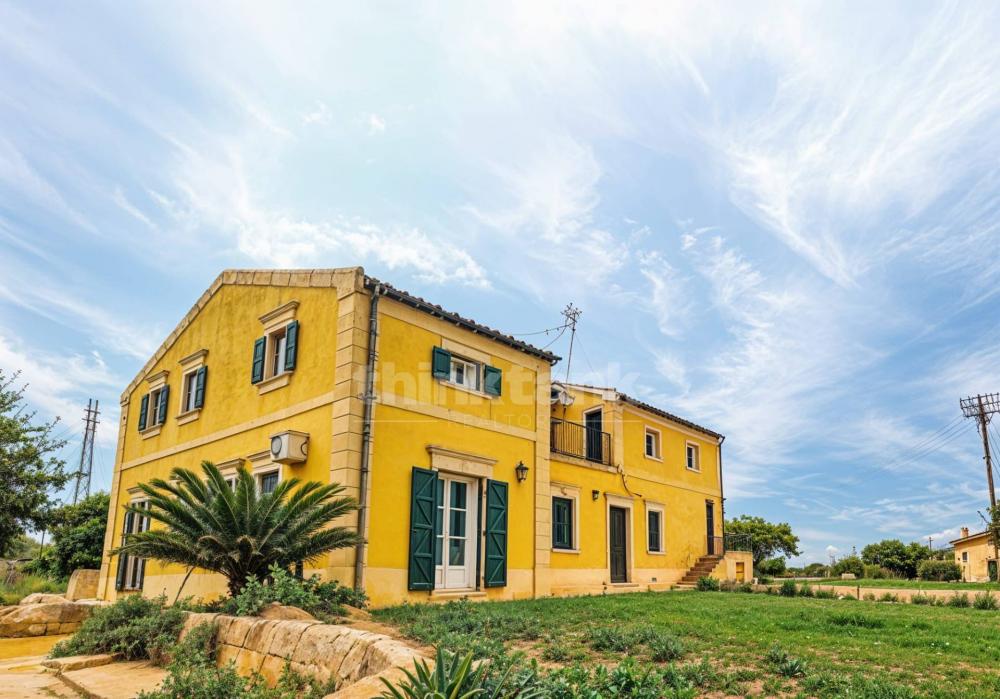 Villa indipendente plurilocale in vendita a Modica - Villa indipendente plurilocale in vendita a Modica