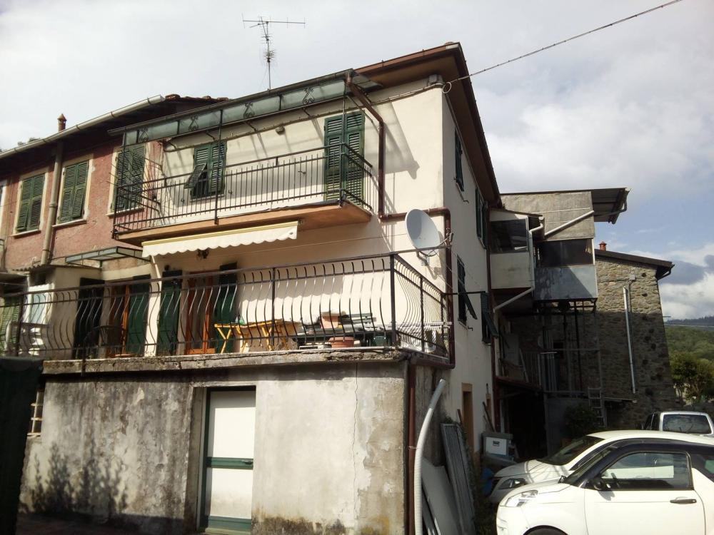 appartamento in vendita a RiccÃÂ² del Golfo di Spezia
