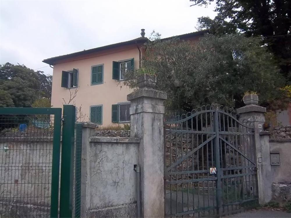 Foto - Villa plurilocale in vendita a la-spezia