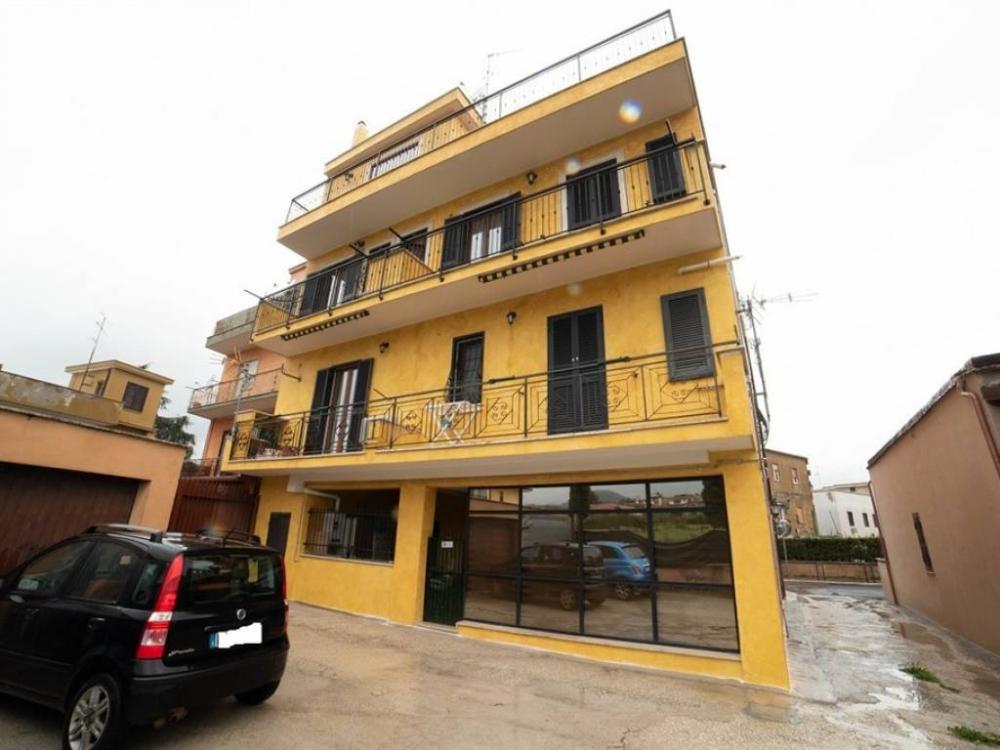 Appartamento quadrilocale in vendita a San Cesareo - Appartamento quadrilocale in vendita a San Cesareo