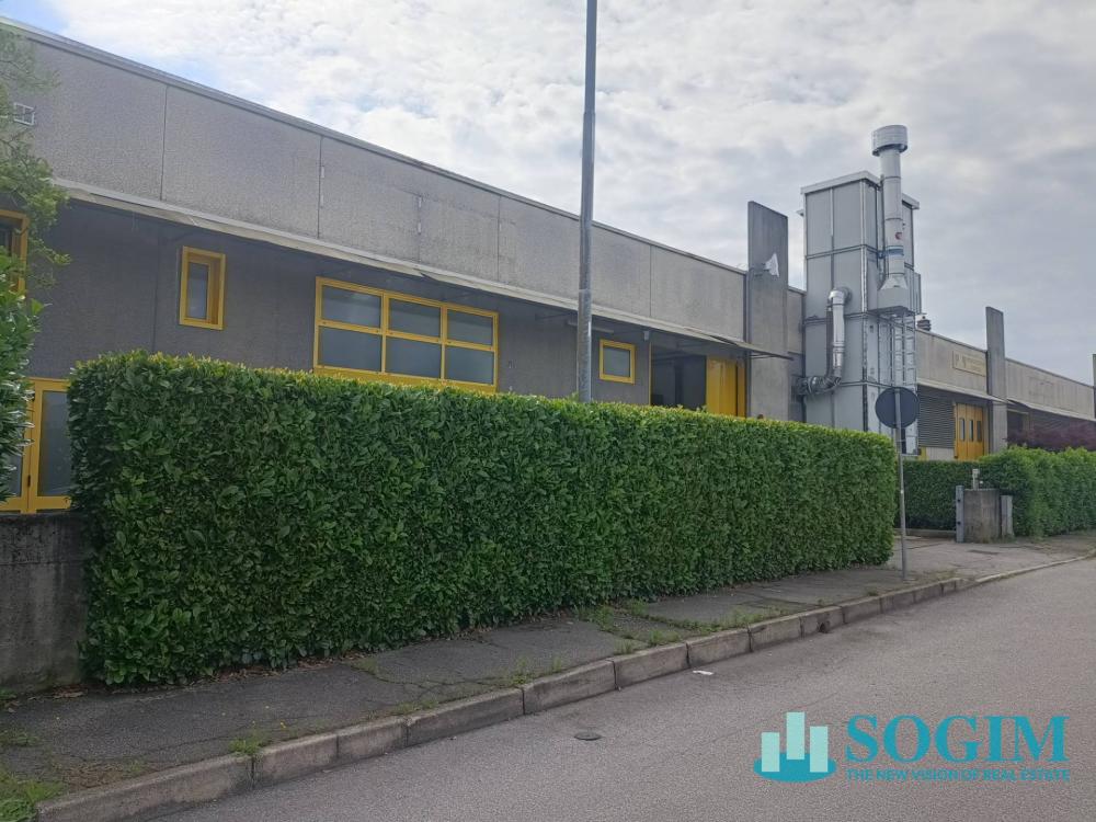 capannone industriale in vendita a Cesano Maderno