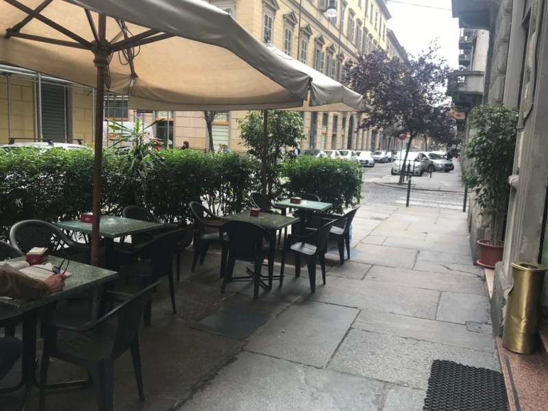 bar in vendita a Torino