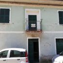 Casa plurilocale in vendita a Bagnone