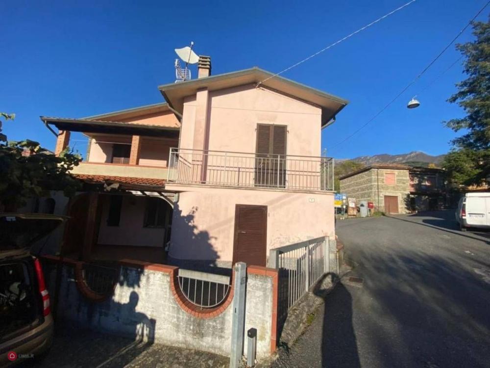 villa in vendita a Bagnone