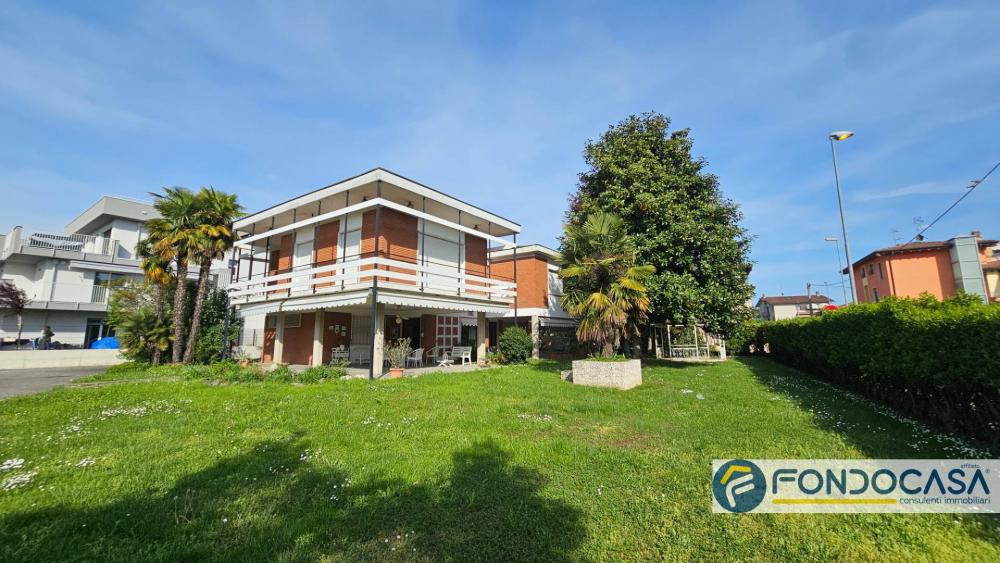 casa indipendente in vendita a Grumello del Monte