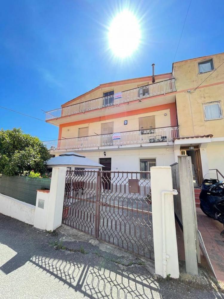 Villa indipendente plurilocale in vendita a lamezia terme - Villa indipendente plurilocale in vendita a lamezia terme