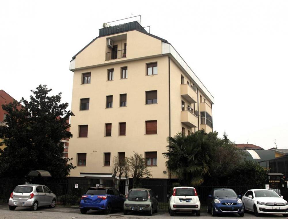 e5e8e994dec41777472fac2e7160ea09 - Appartamento trilocale in vendita a Trezzano sul Naviglio