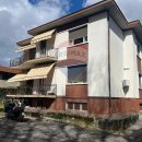 Villa plurilocale in vendita a Varese