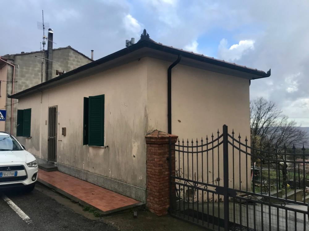 villa in vendita a Castell'Azzara