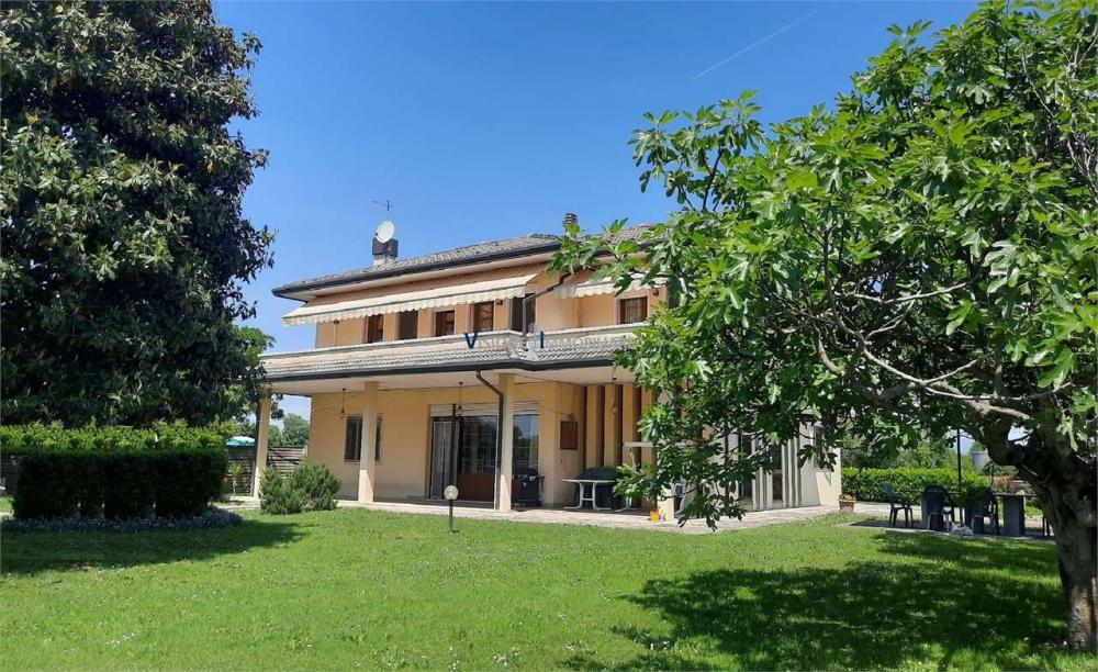 Casa plurilocale in vendita a villanova-di-camposampiero - Casa plurilocale in vendita a villanova-di-camposampiero