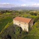 Azienda agricola plurilocale in vendita a Todi