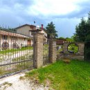 Rustico / casale plurilocale in vendita a Assisi