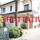 Villa indipendente plurilocale in vendita a selvazzano dentro