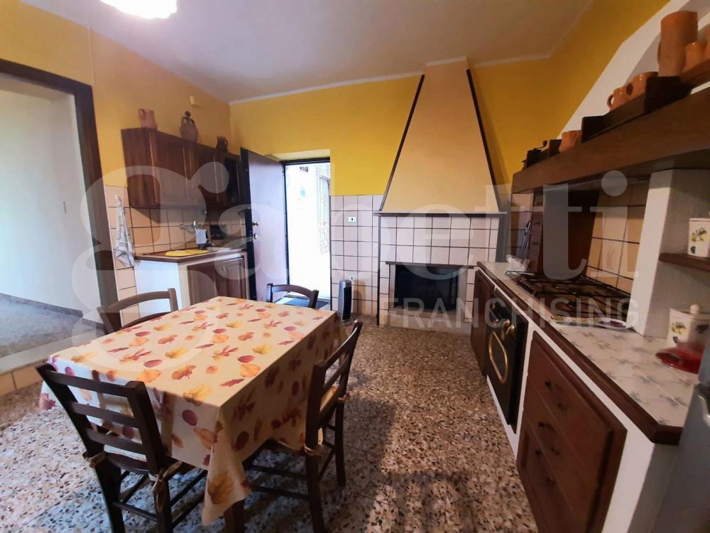 Appartamento trilocale in vendita a teano - Appartamento trilocale in vendita a teano