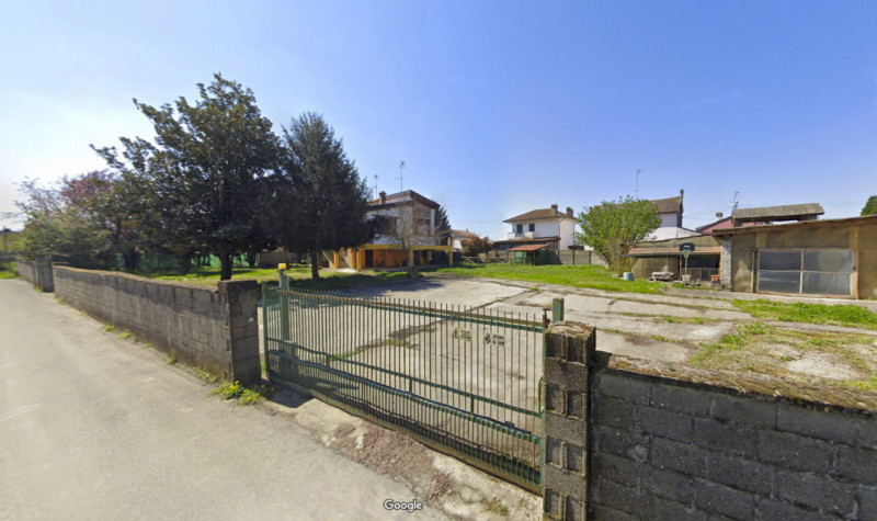 casa in vendita a Sannazzaro de' Burgondi