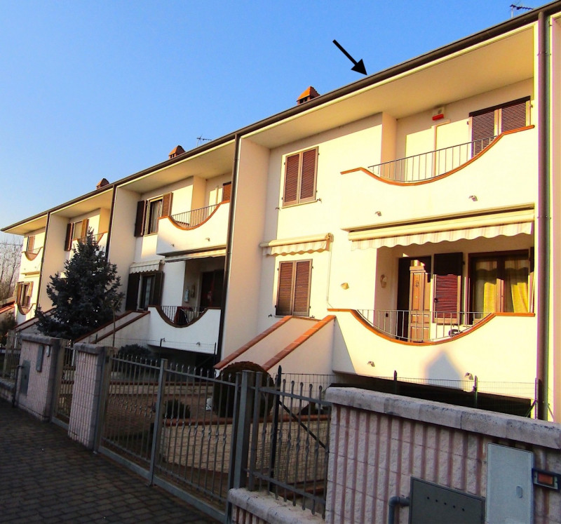 villa in vendita a Sannazzaro de' Burgondi