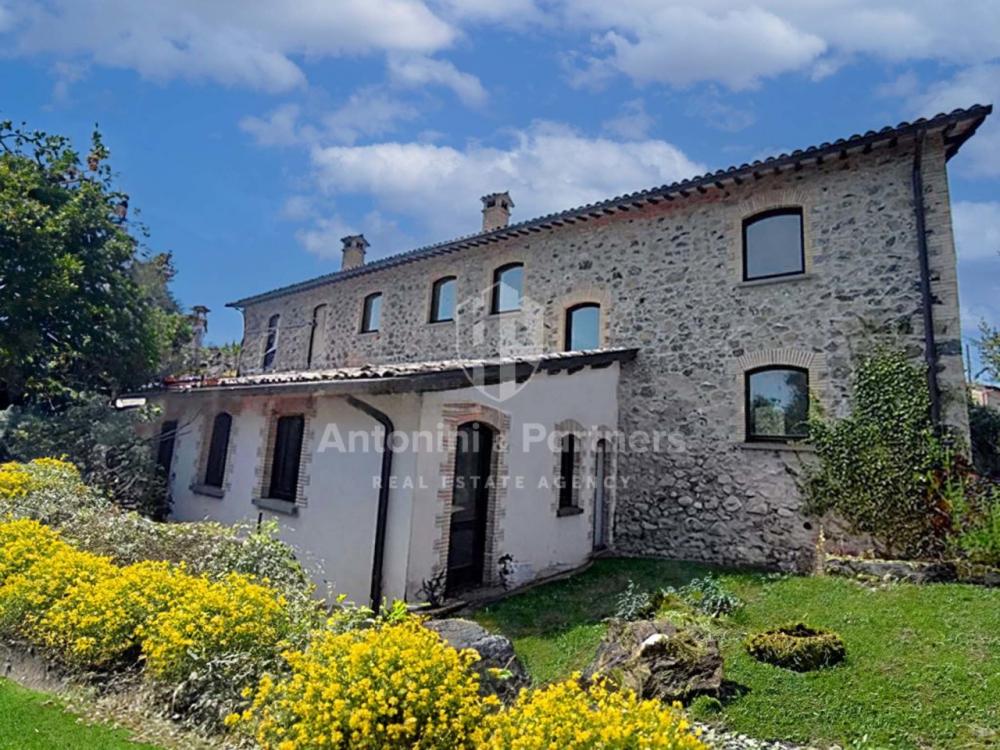 casa indipendente in vendita ad Orvieto in zona Bagni