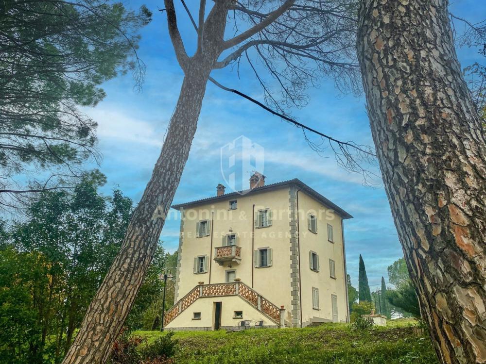 Villa indipendente plurilocale in vendita a collazzone - Villa indipendente plurilocale in vendita a collazzone
