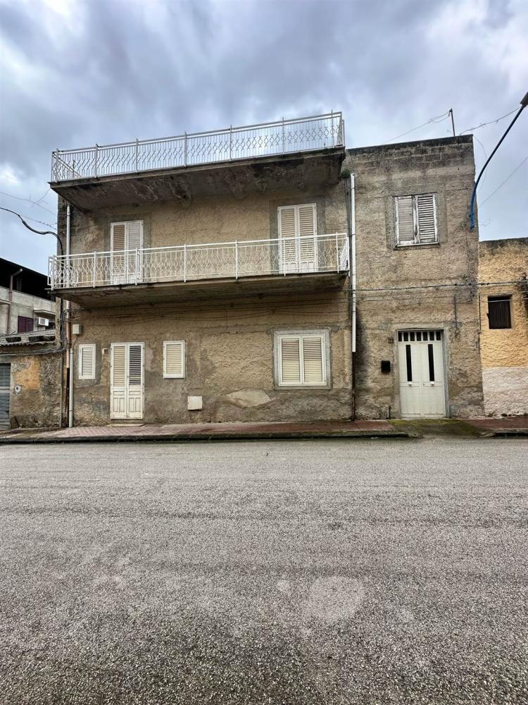Foto - Casa plurilocale in vendita a calamonaci